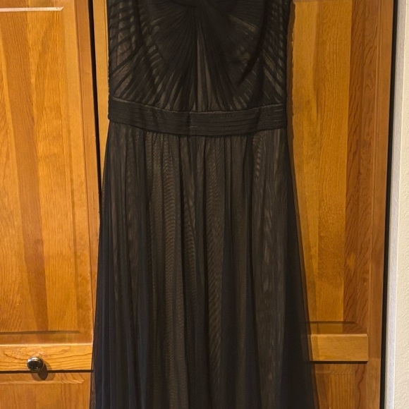 Tadashi Shoji Tulle Twist Black Gown - Picture 10 of 11